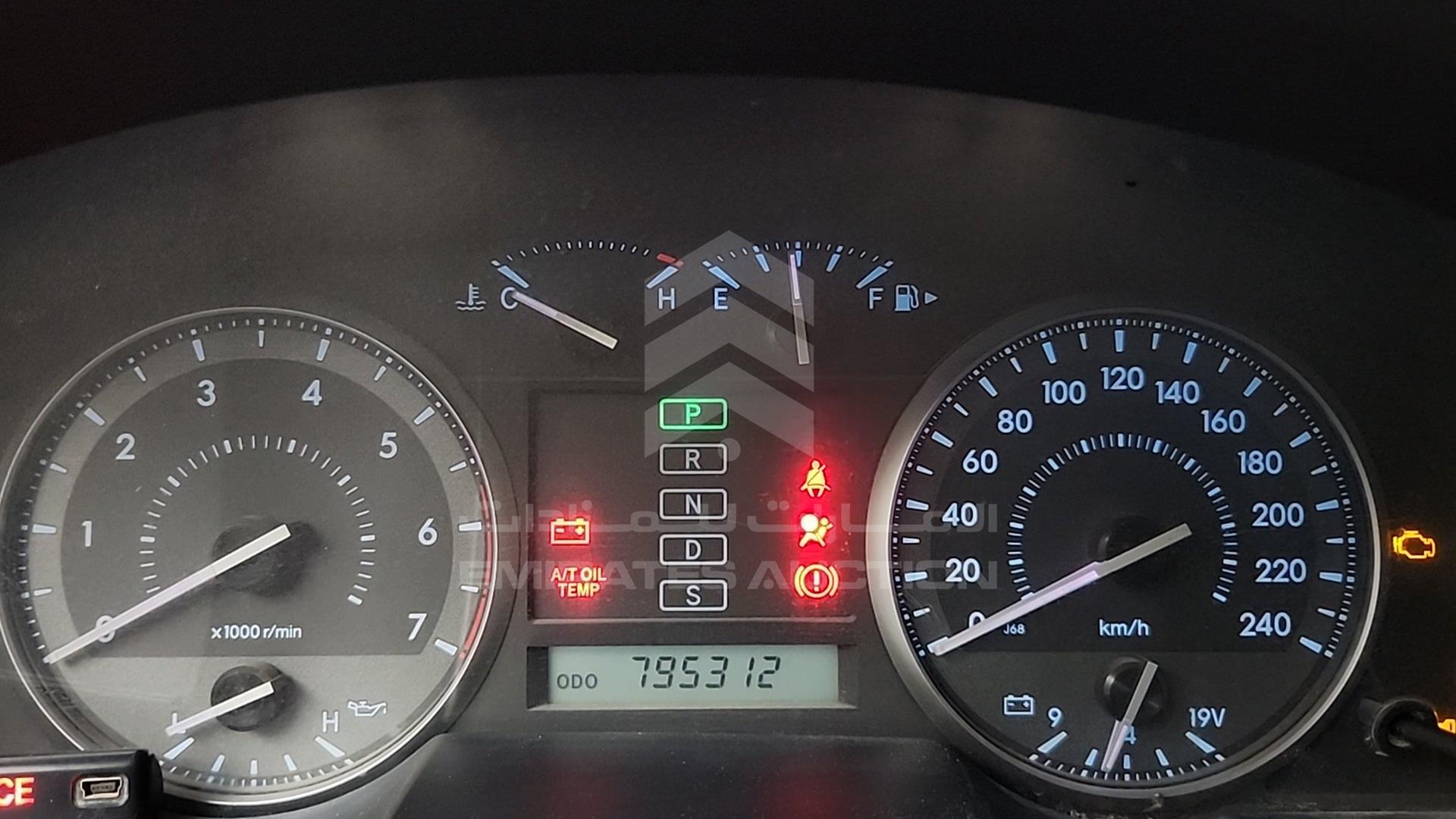 2010 TOYOTA LAND CRUISER VIN: JTMHT09J2A5049159