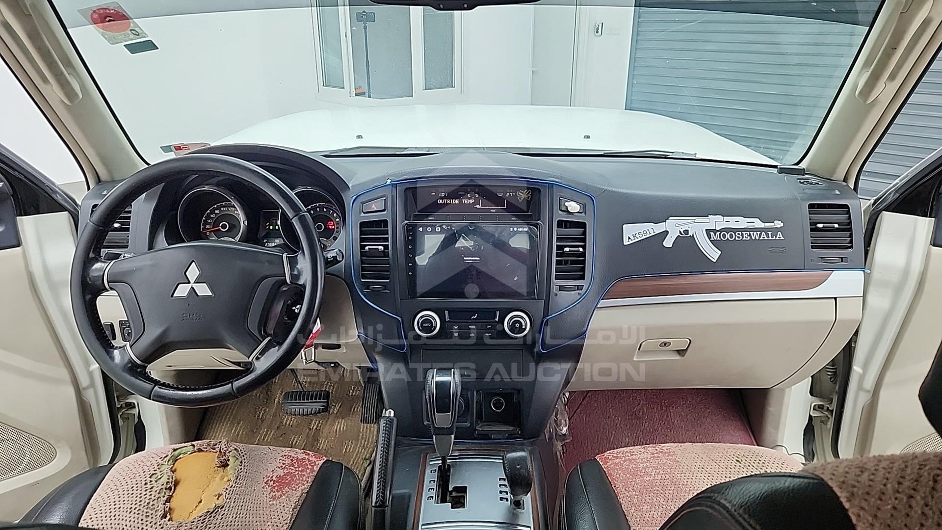 2009 MITSUBISHI PAJERO VIN: JMYLRV93W9J703606