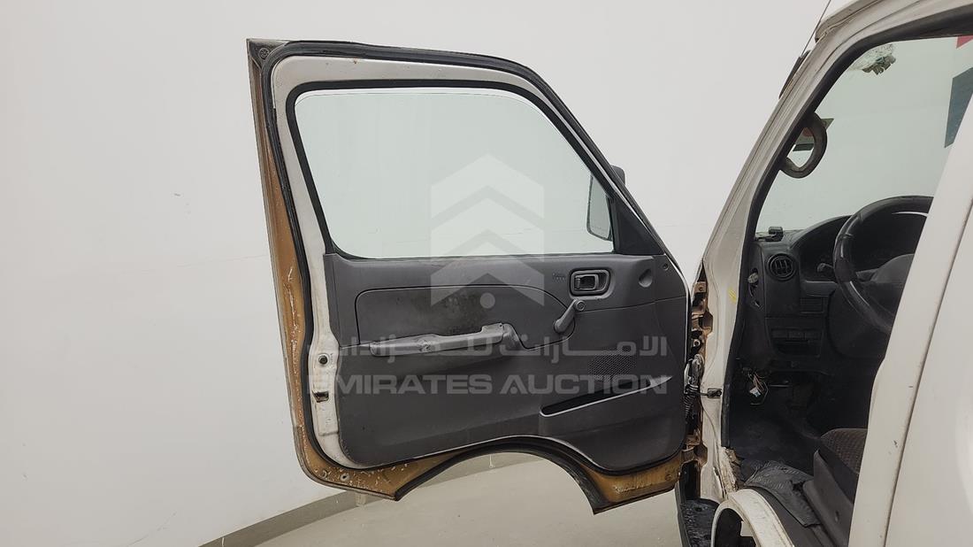 2010 Nissan Urvan — Front Left Door — Photo 5