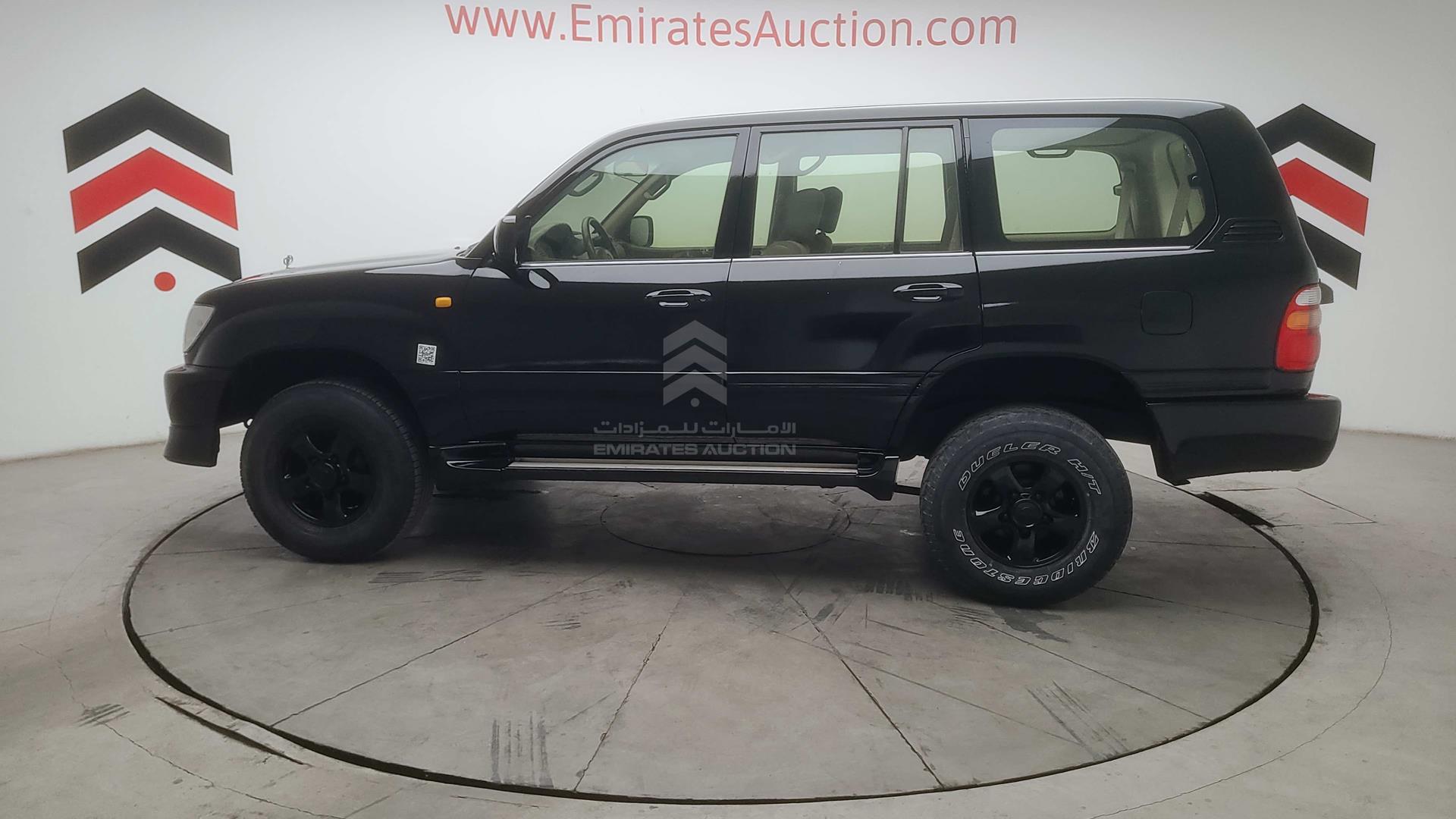 2002 TOYOTA LAND CRUISER VIN: JTEHJ09J725031906