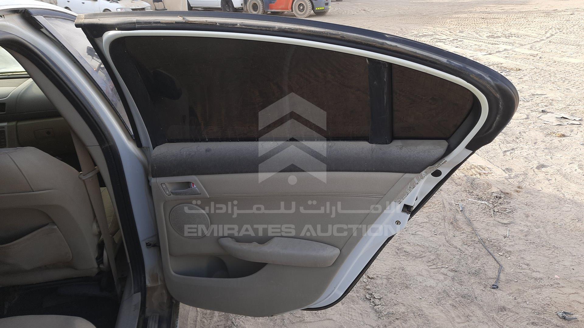 2009 CHEVROLET LUMINA VIN: 6G1EL54B19L237822
