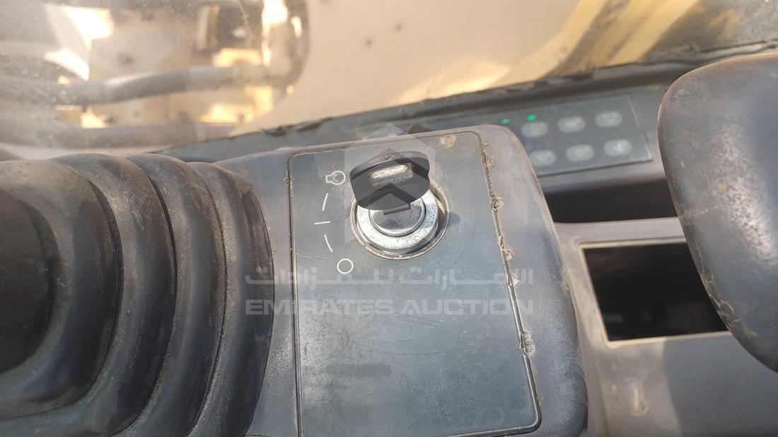 2020 CAT 340D2L — Keys — Photo 5
