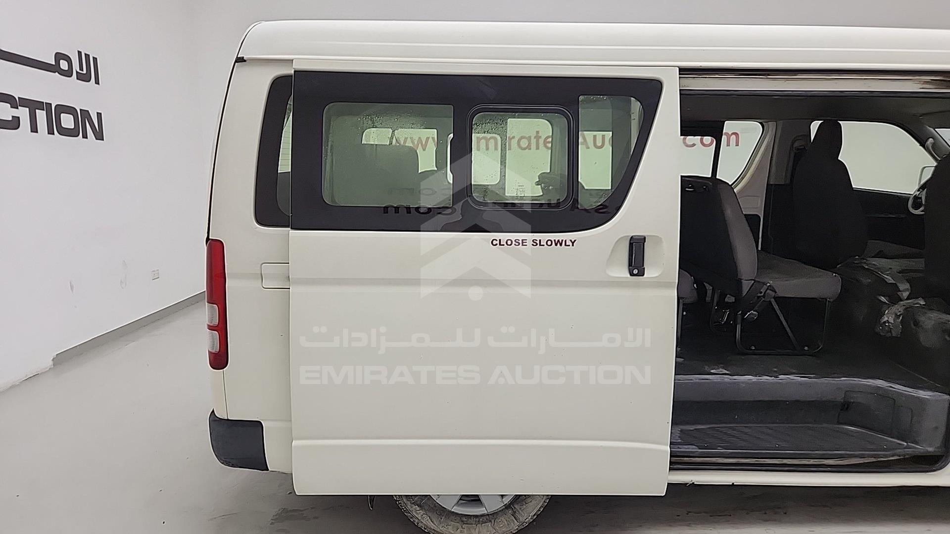 2015 TOYOTA HIACE VIN: JTGRX12P1F8045304
