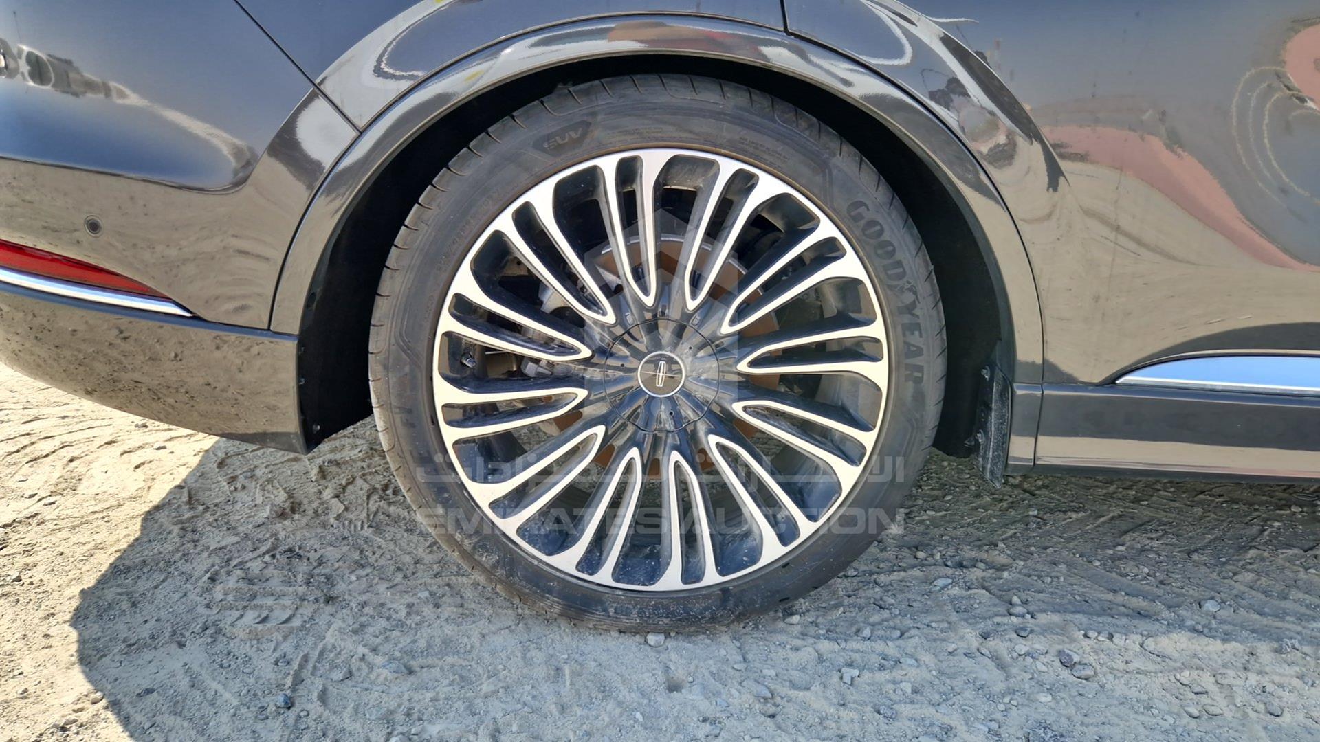2023 LINCOLN AVIATOR VIN: 5LM5J9XC8PGL19874
