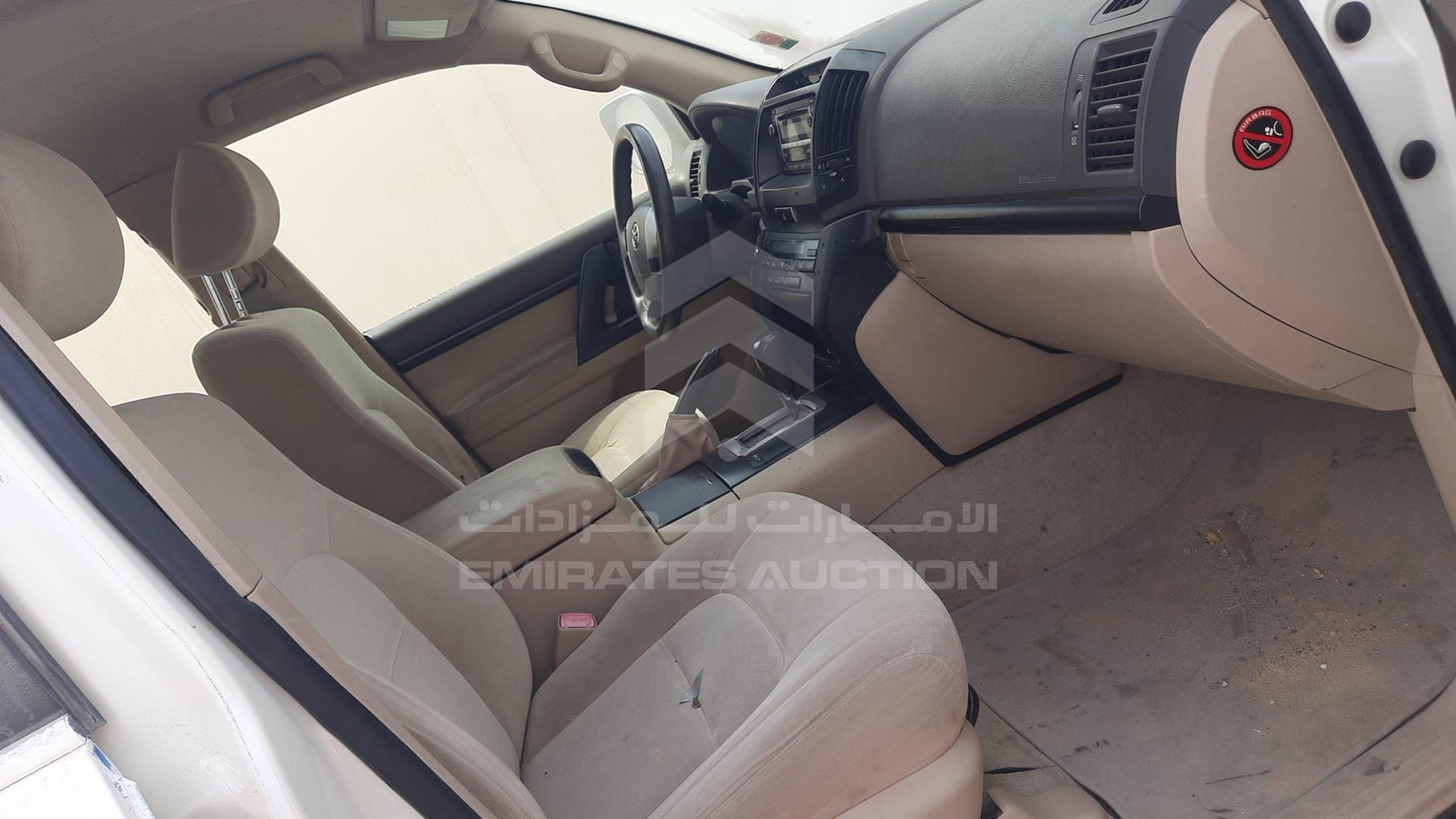 2014 TOYOTA LAND CRUISER VIN: JTMDU09J4E4094773