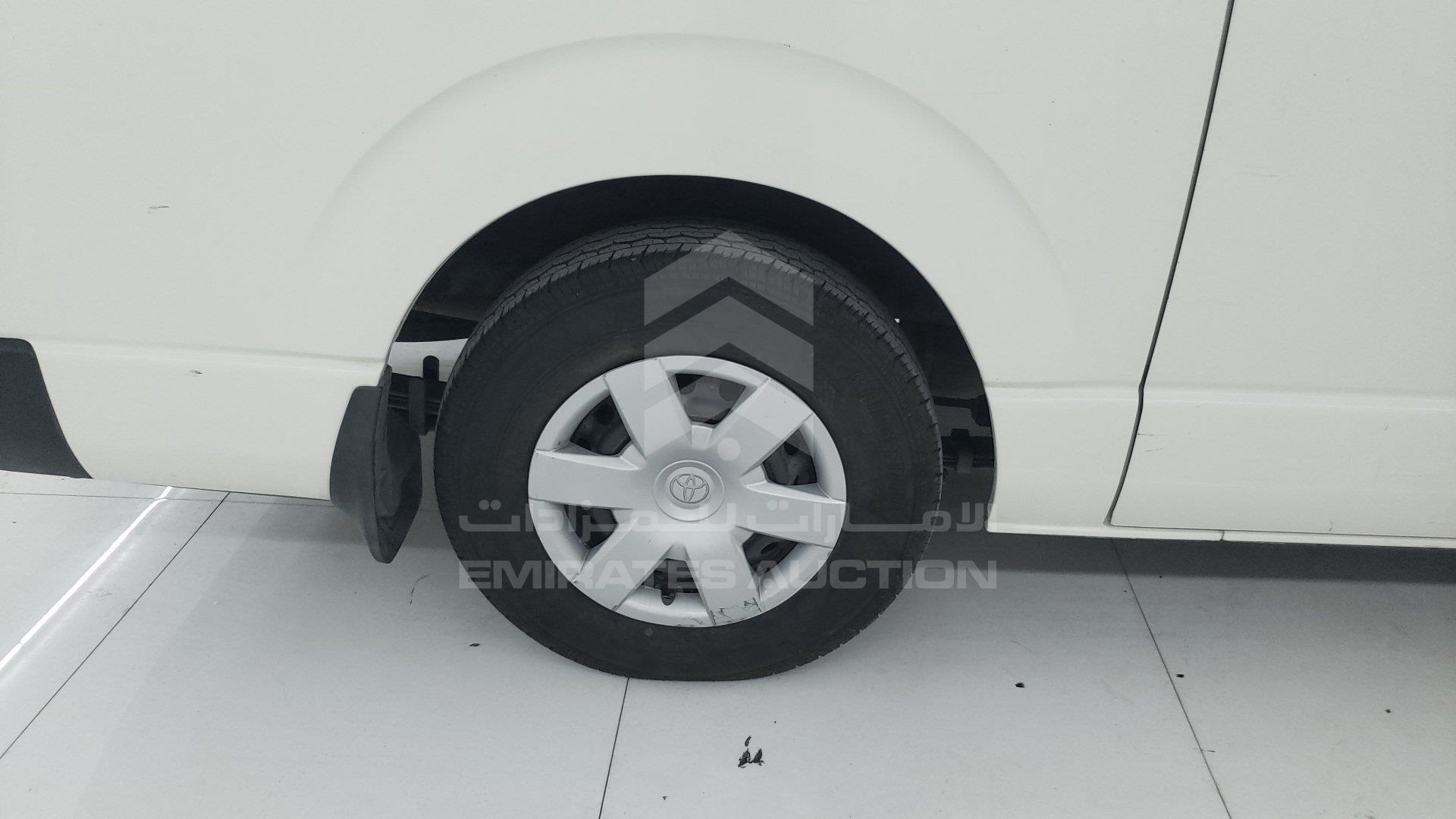 JTFHX02P2D0079967 - 2013 Toyota Hiace - #352830