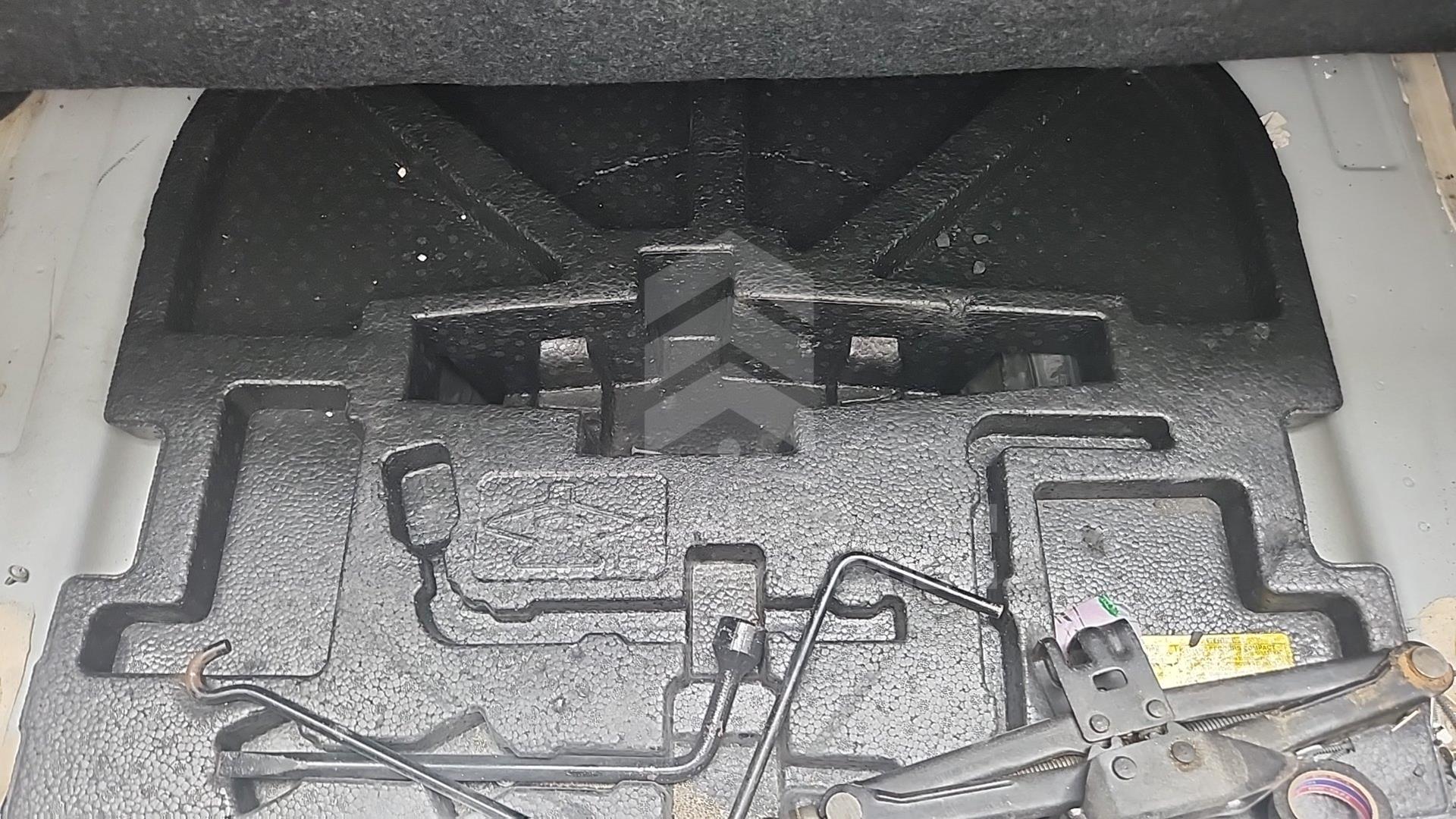 2013 TOYOTA CAMRY VIN: 4T4BF1FK0DR275907
