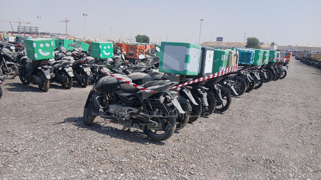 5 Motorbikes — Rear Left Angle — Photo 8