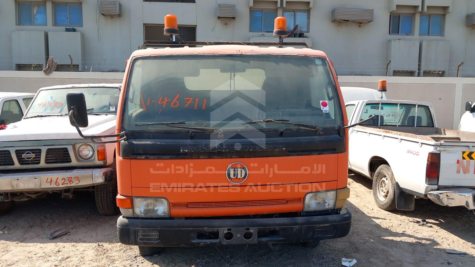 2004 NISSAN UD VIN: NU41H5502076
