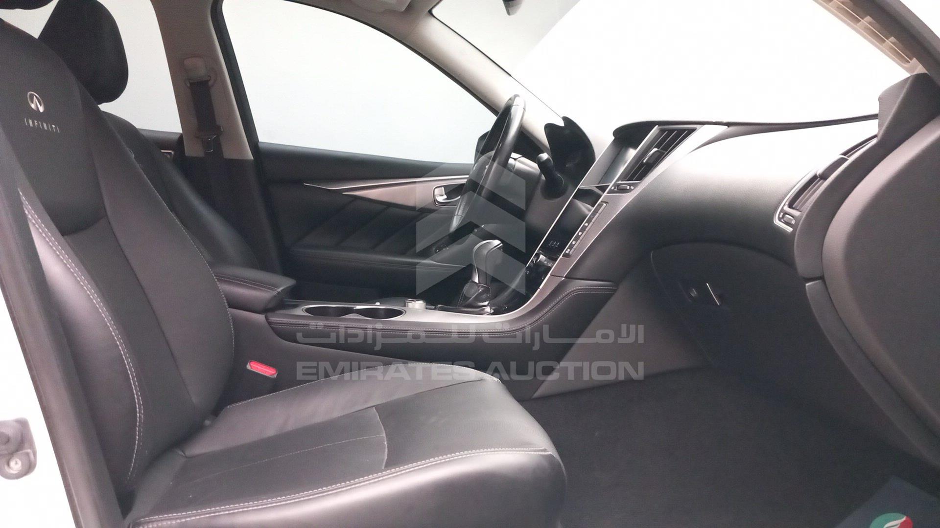 2016 INFINITI Q50 VIN: JN1CV7AP6GM840132