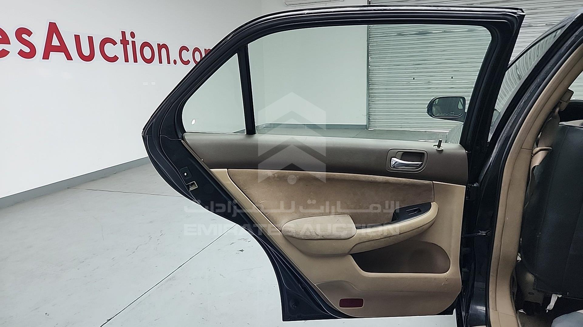 2007 HONDA ACCORD VIN: JHMCM56517C415207