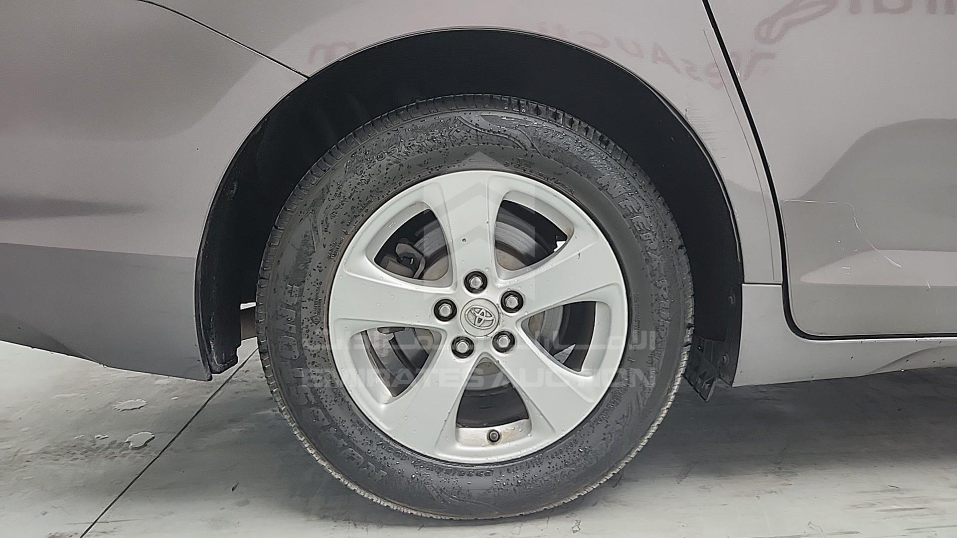 2017 TOYOTA SIENA VIN: 5TDKZ3DC6HS835890