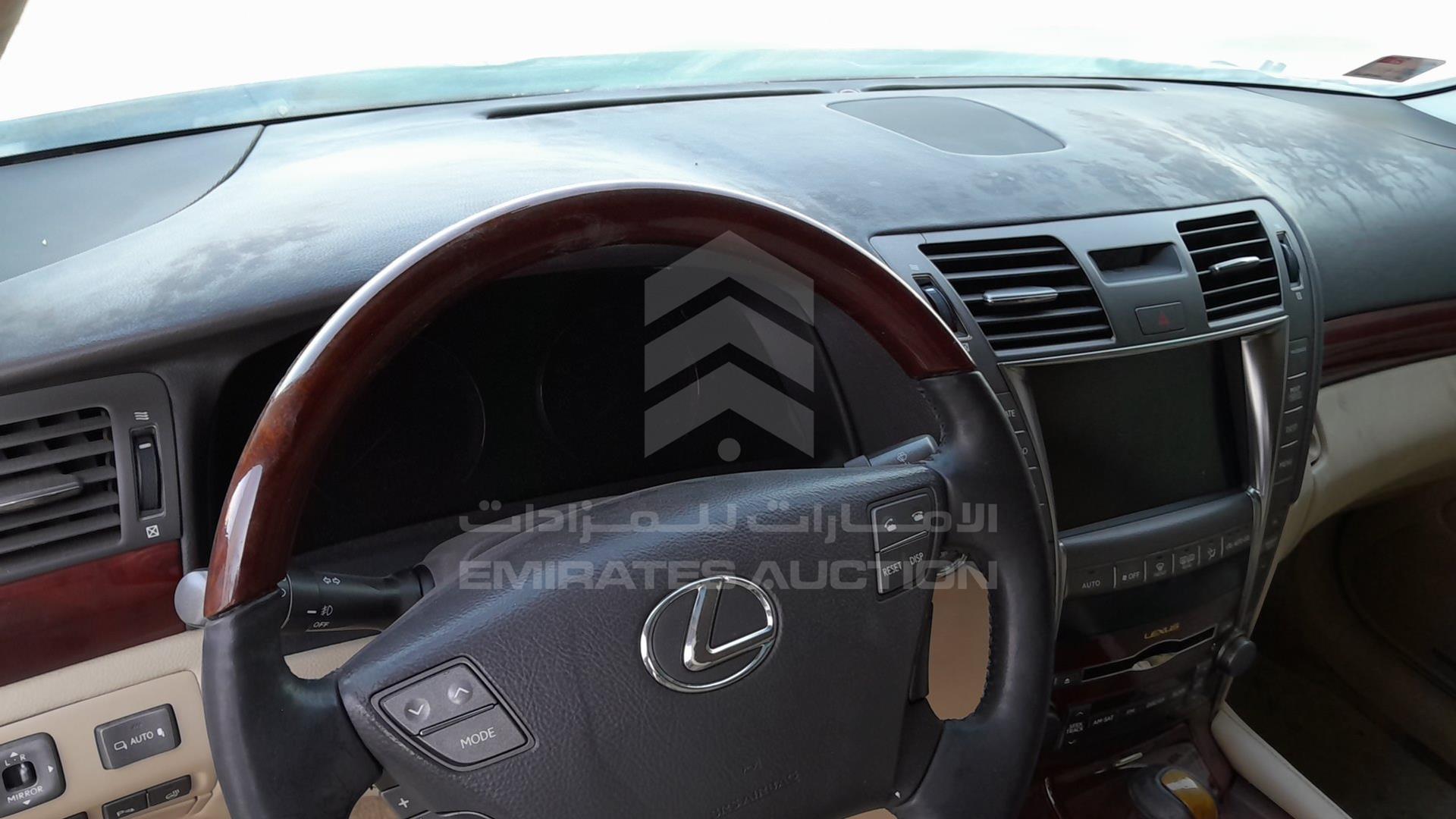 2008 LEXUS LS 460 L VIN: JTHGL46F385025805