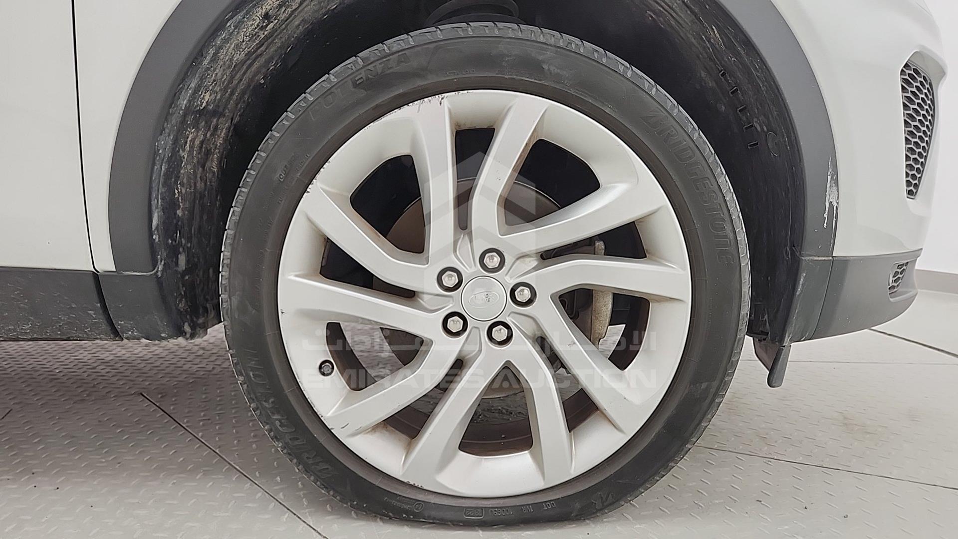2018 LAND ROVER DISCOVERY VIN: SALCA2BX3JH758636