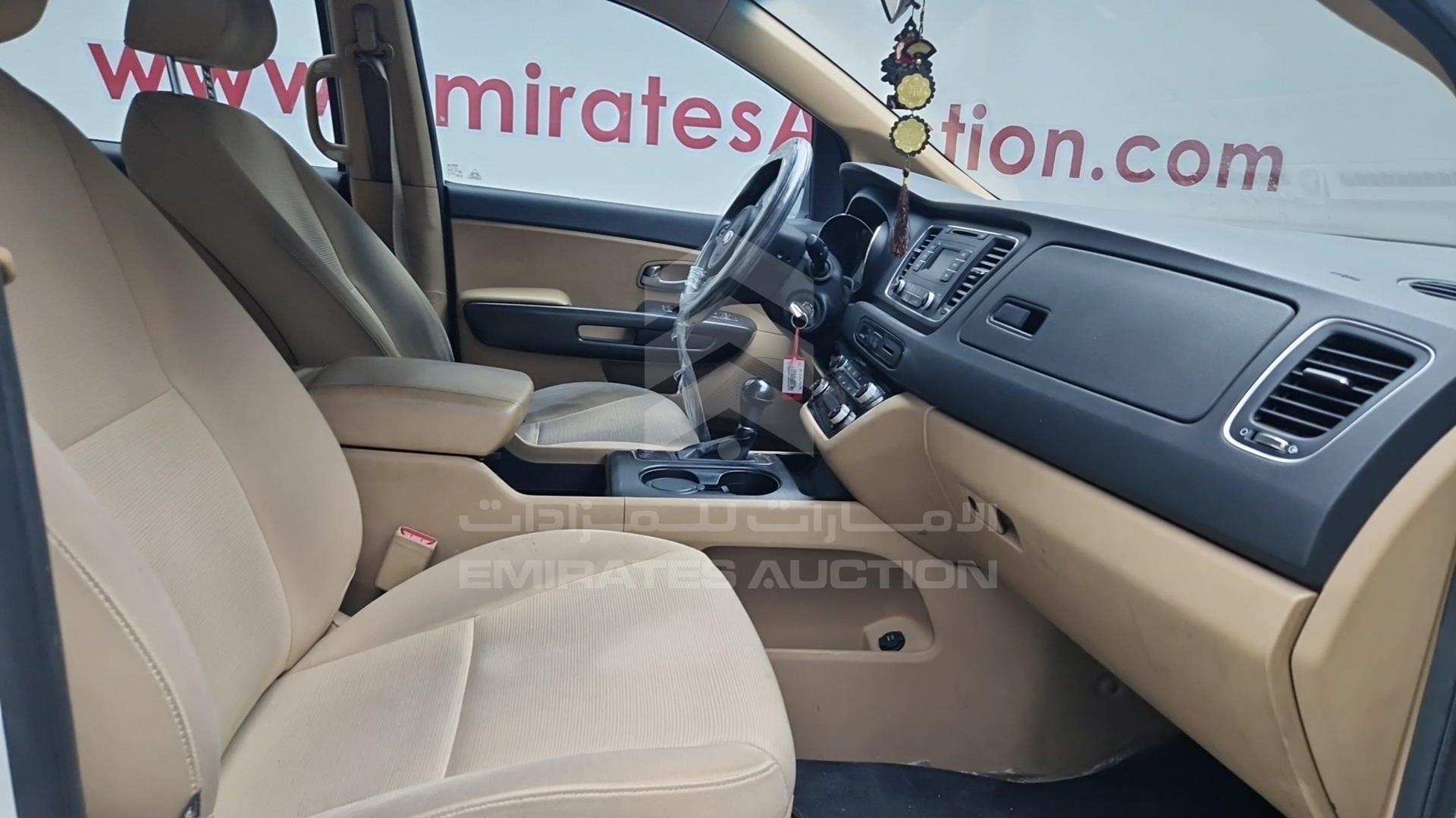 2016 KIA CARNIVAL VIN: KNAMB8128G6156978