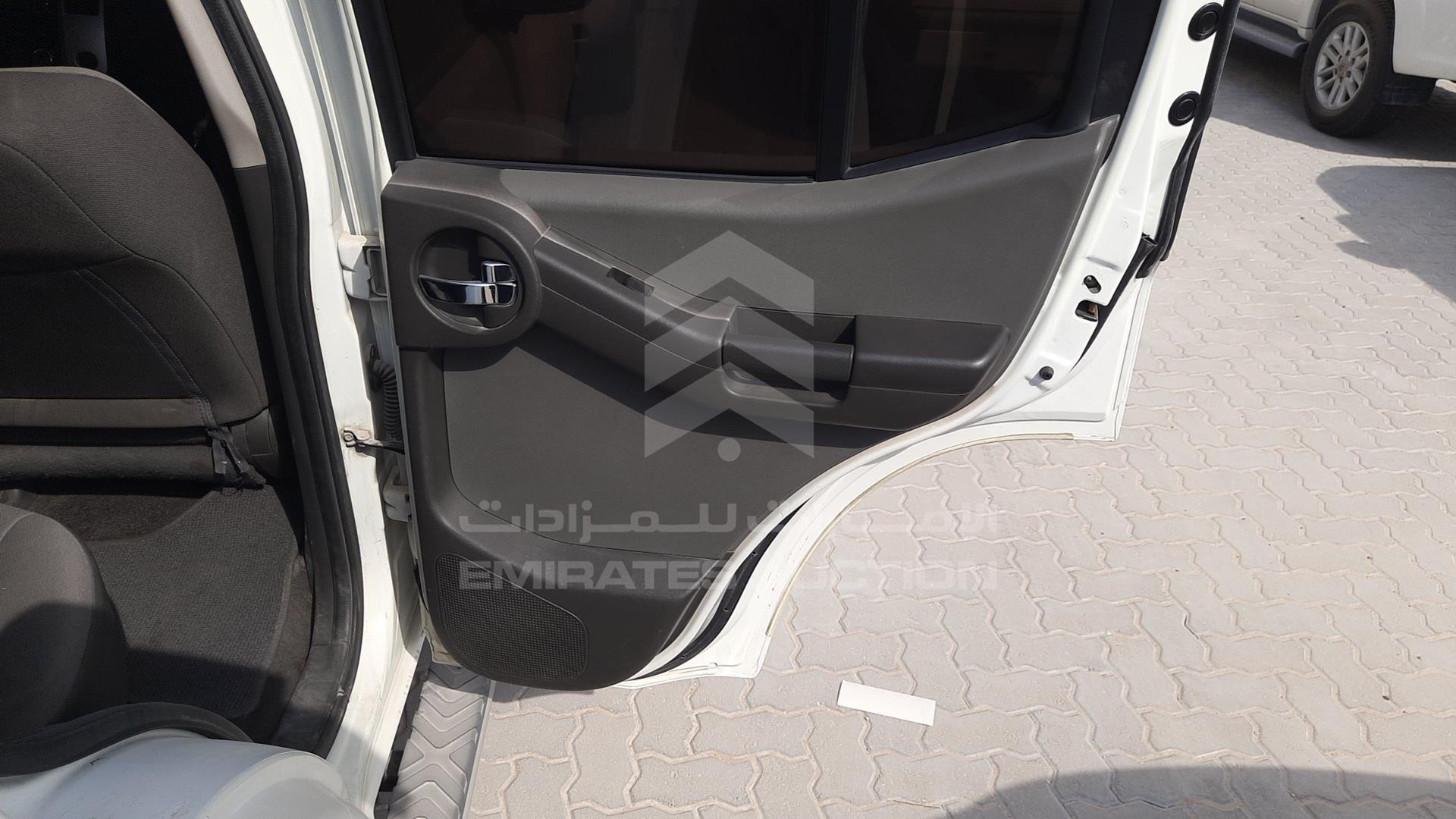 2014 NISSAN XTERRA VIN: 5N1AN0N67EN801341