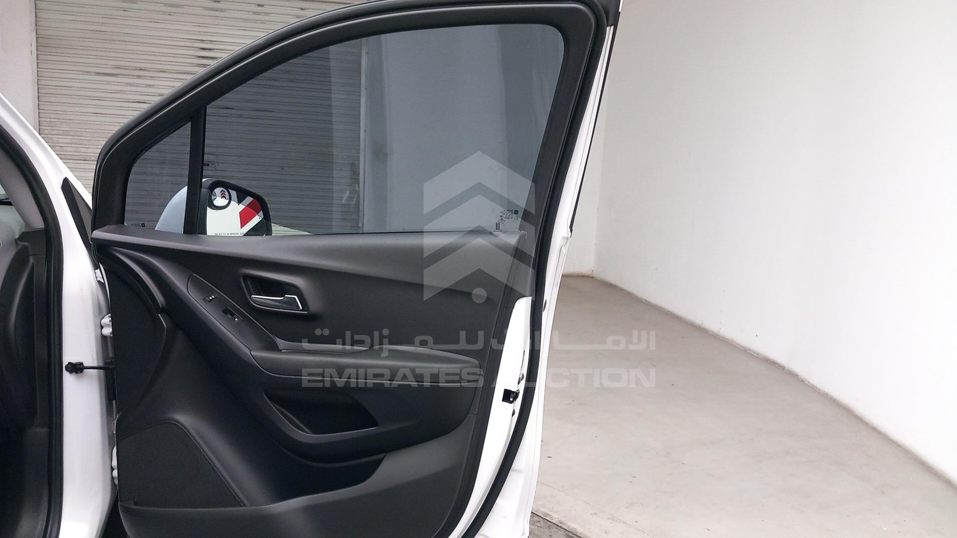 2020 CHEVROLET TRAX VIN: 3GNCJKSB2LL147794