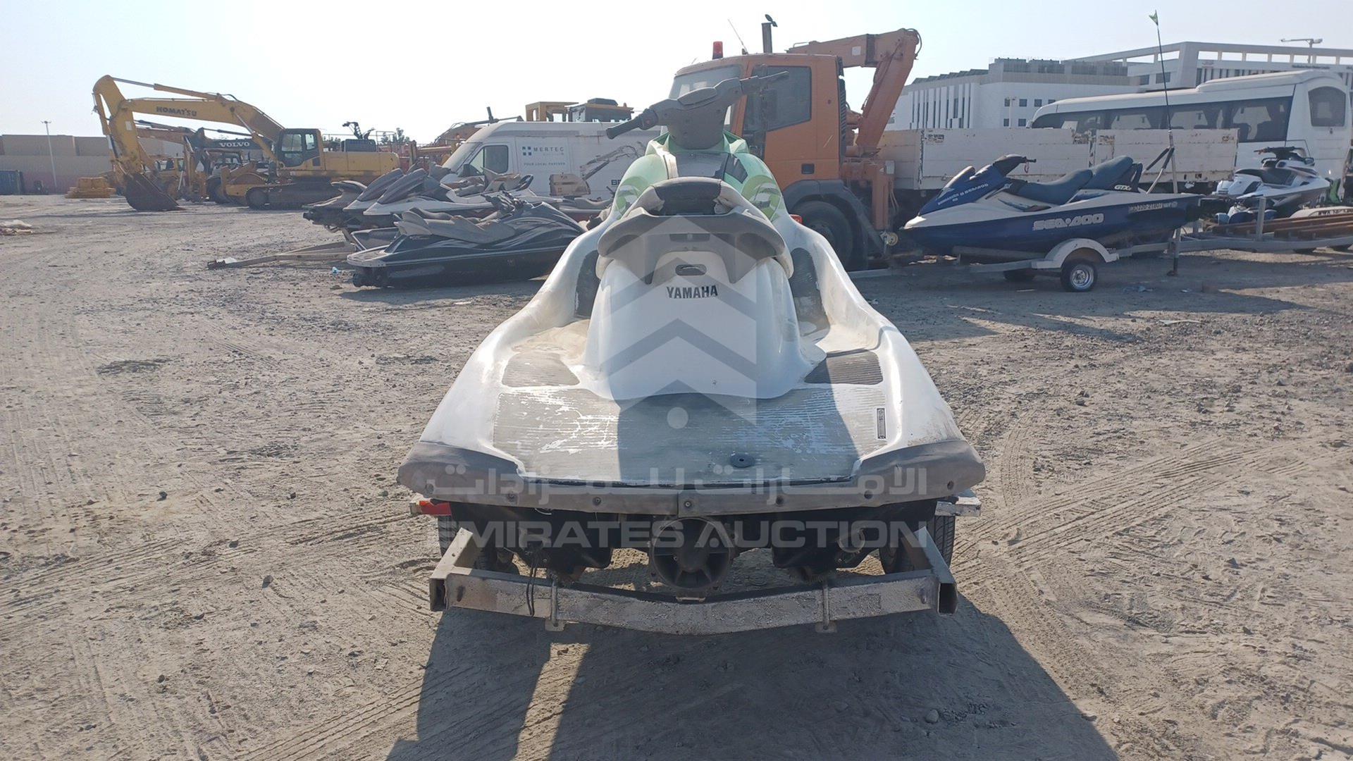 2016 JET SKI + TROLLEY YAMAHA VIN: USYAMA2250C616