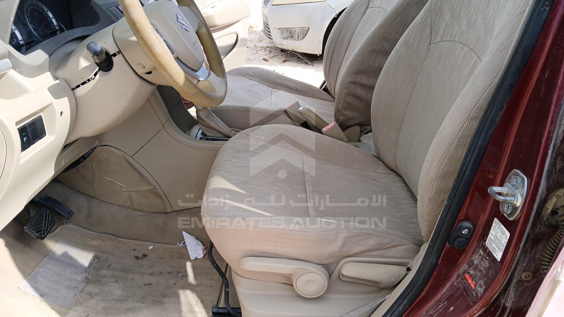 2015 SUZUKI ERTIGA VIN: MA3ZE8A13F0261420