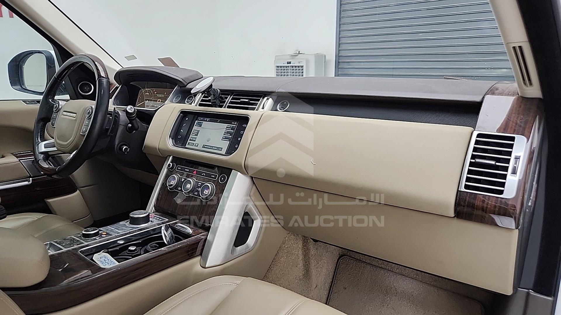 2016 RANGE ROVER HSE VIN: SALGA2DFXGA302883