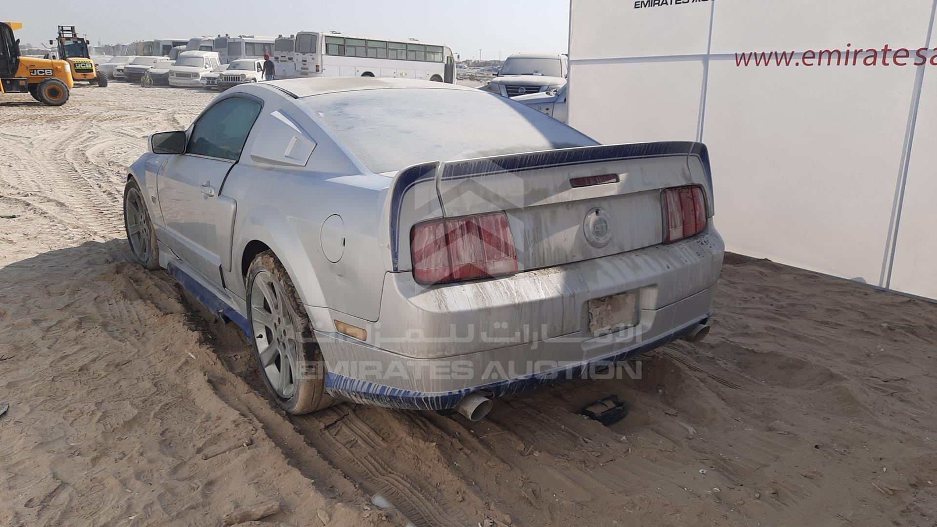 2007 FORD MUSTANG VIN: 1ZVHT82H275221623