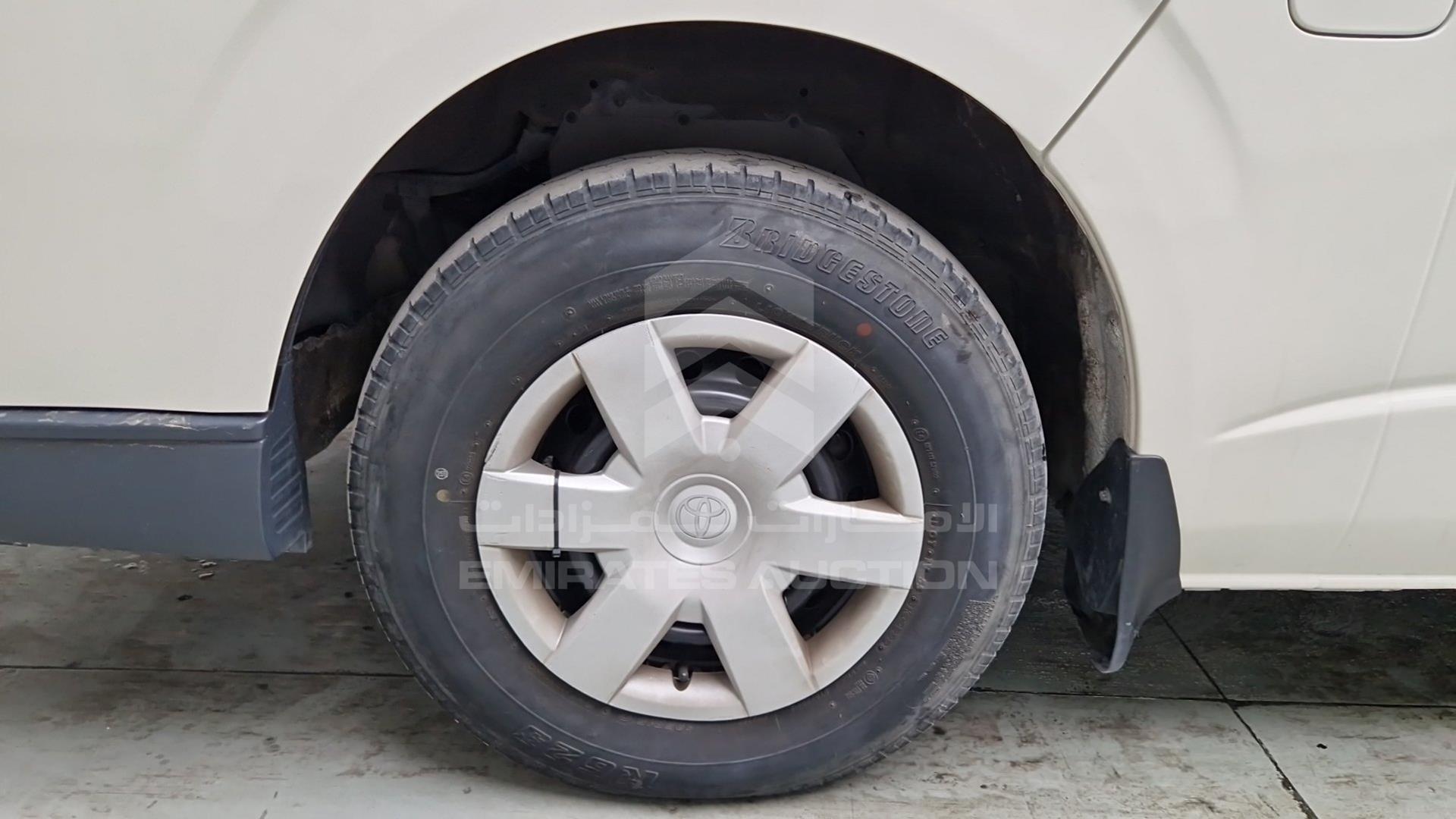 2013 TOYOTA HIACE VIN: JTGSX22P4D6139273