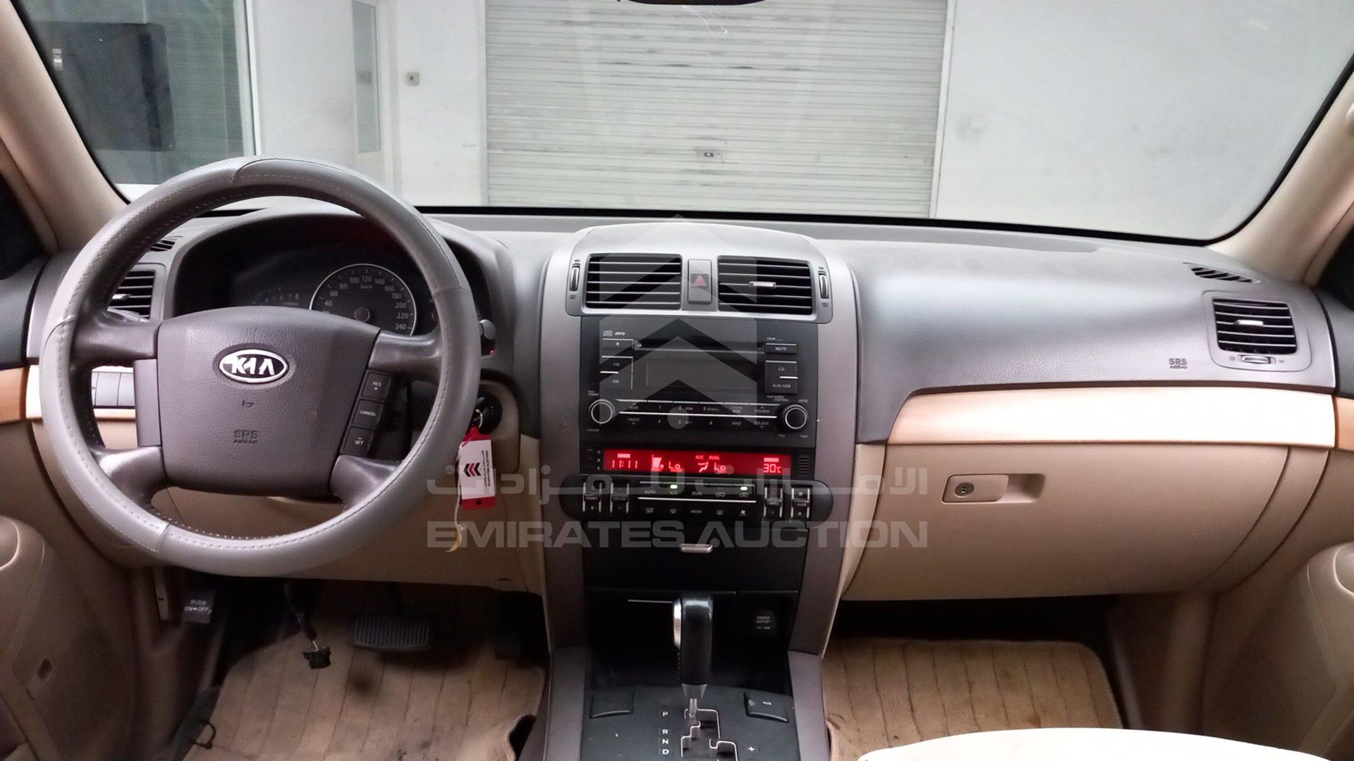 2009 KIA MOHAVE VIN: KNAJH521395029358