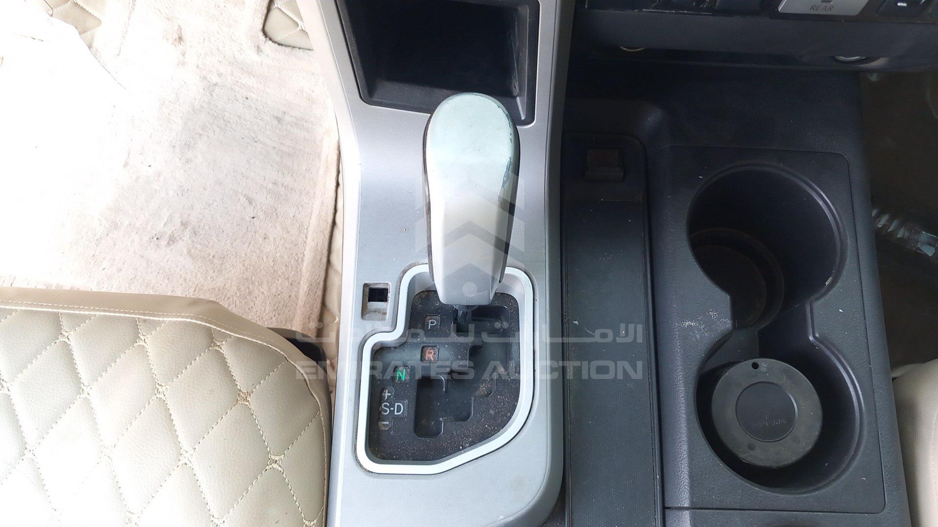 2009 TOYOTA SEQUOIA VIN: 5TDZY68A49S018351