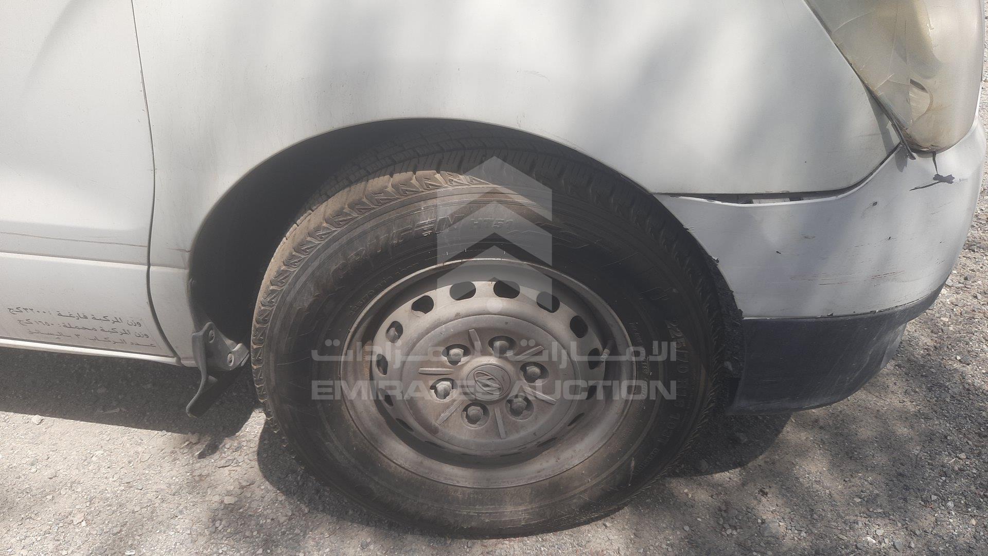 KMHWG81R5CU366112 - 2012 Hyundai H1 - #358080