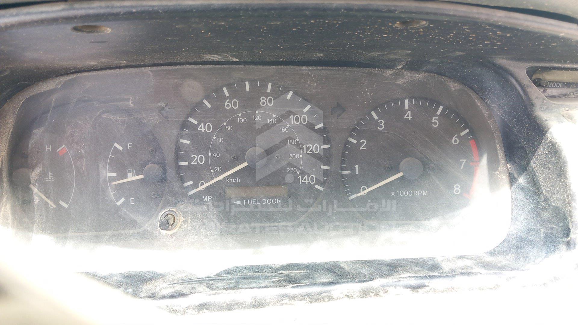 2000 TOYOTA CAMRY VIN: 4T1BG22K5YU740156