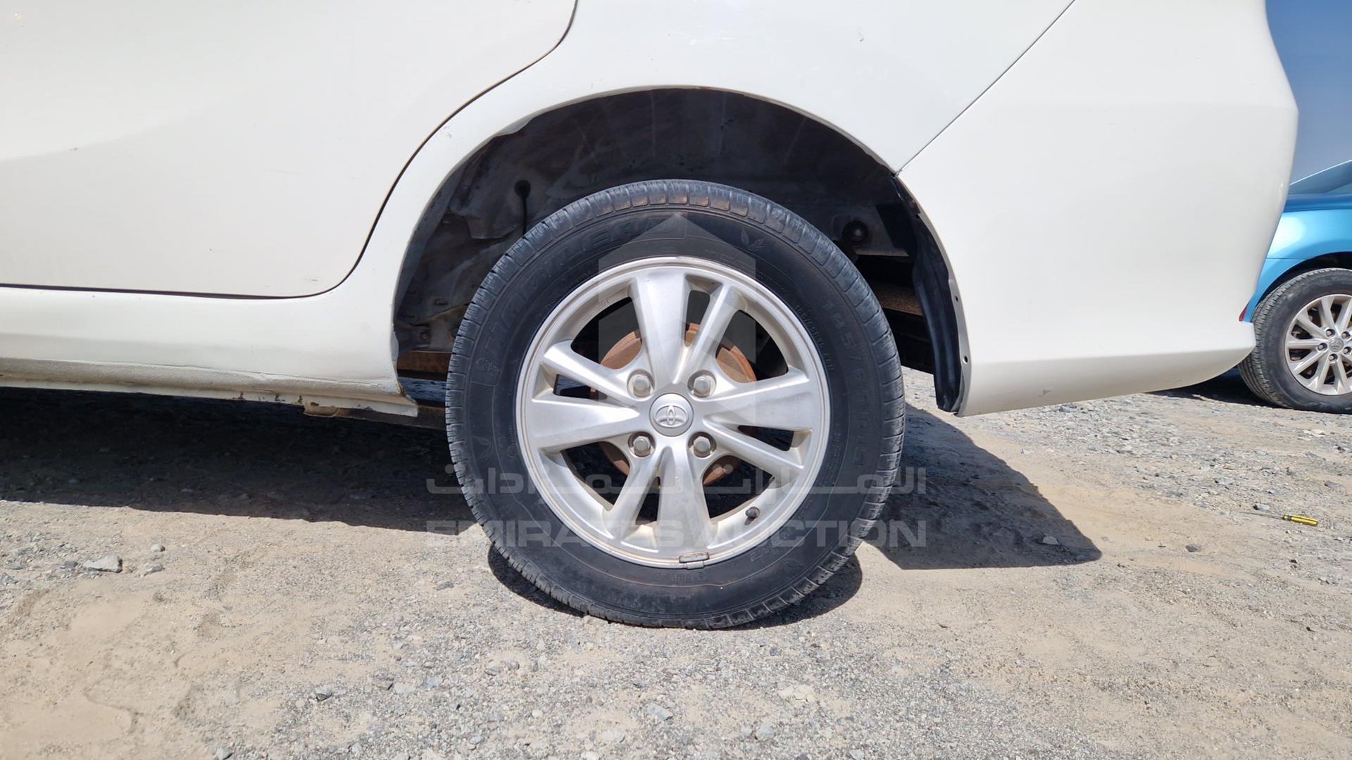 2015 TOYOTA AVANZA VIN: MHKMC13F4FK015618