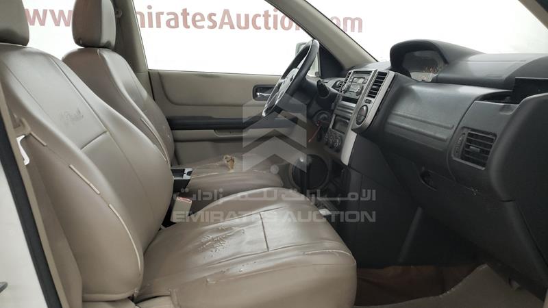 JN8BT0TY5EW001459 Auction: EmiratesAuction Lot: 408724 JN8BT0TY5EW001459 Nissan X-Trail 2014 ANTIQUE WHITE Photo 23