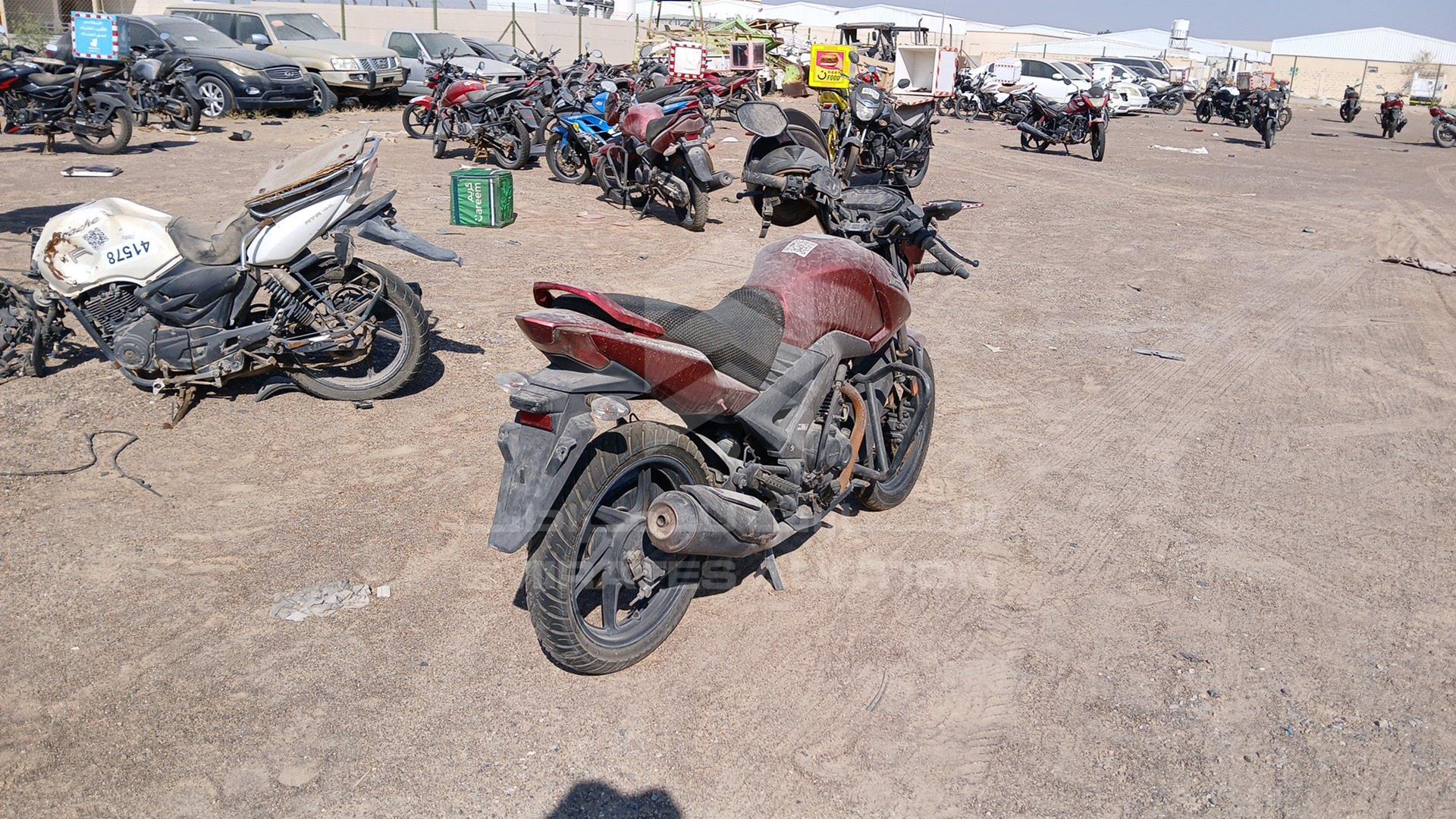 2016 HONDA UNICORN VIN: ME4KC2039G8002884