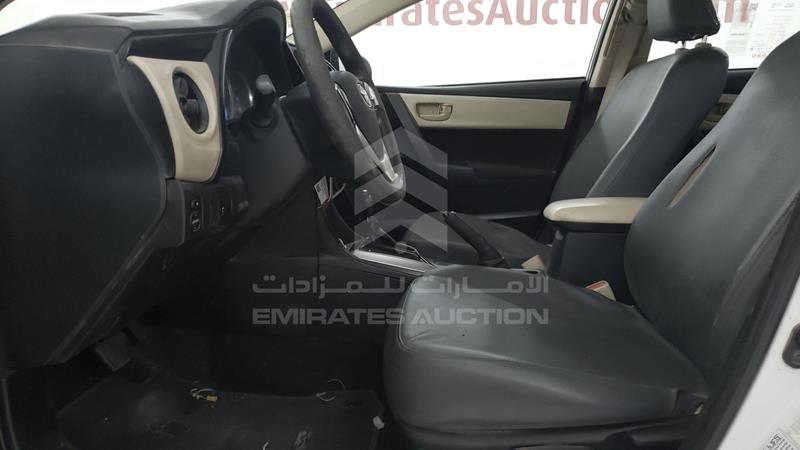 RKLBB9HE7H5198617 Auction: EmiratesAuction Lot: 404129 RKLBB9HE7H5198617 Toyota Corolla 2017 WHITE Photo 12