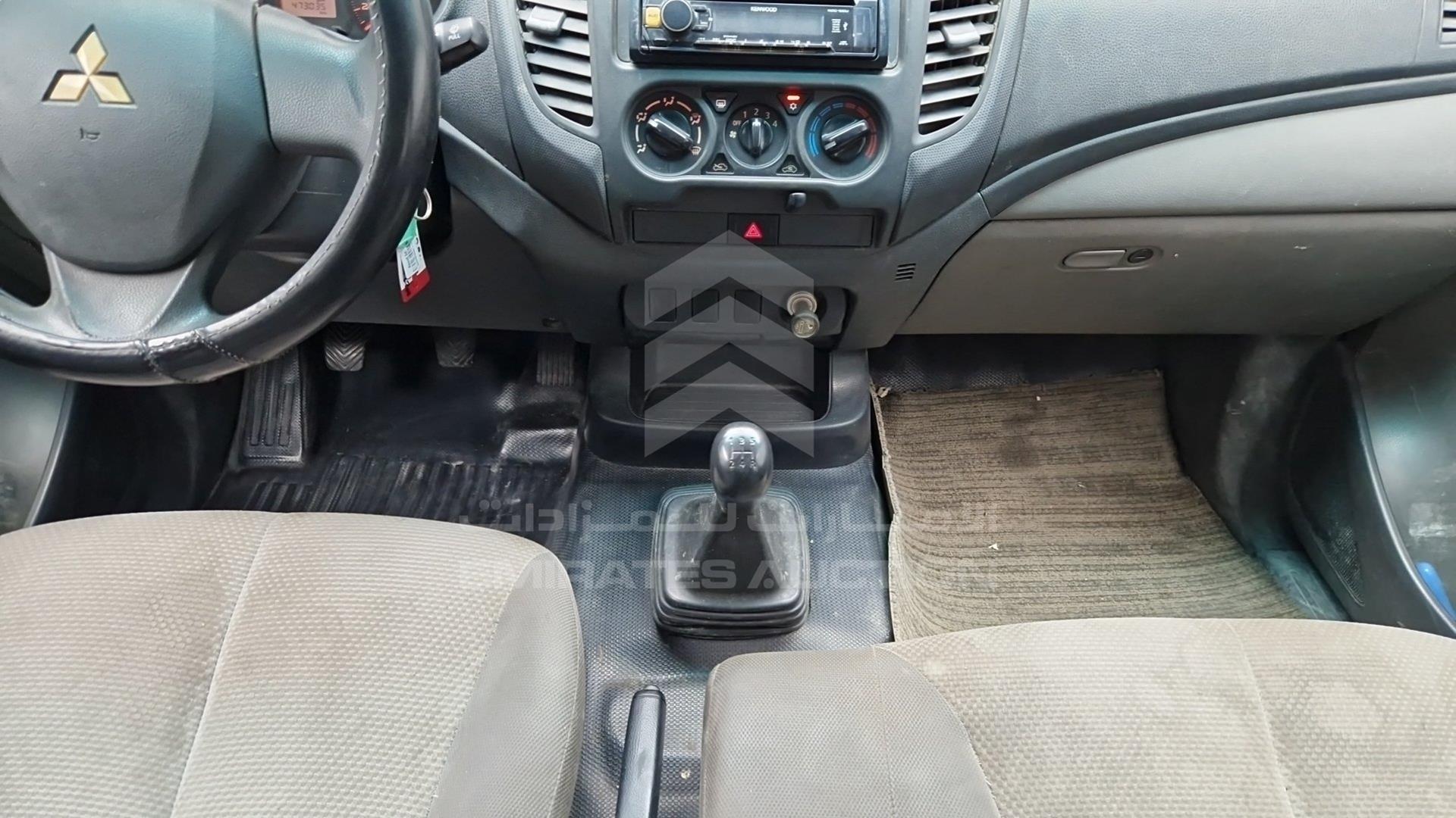 2016 MITSUBISHI L 200 VIN: MMBJNKJ30GH045384