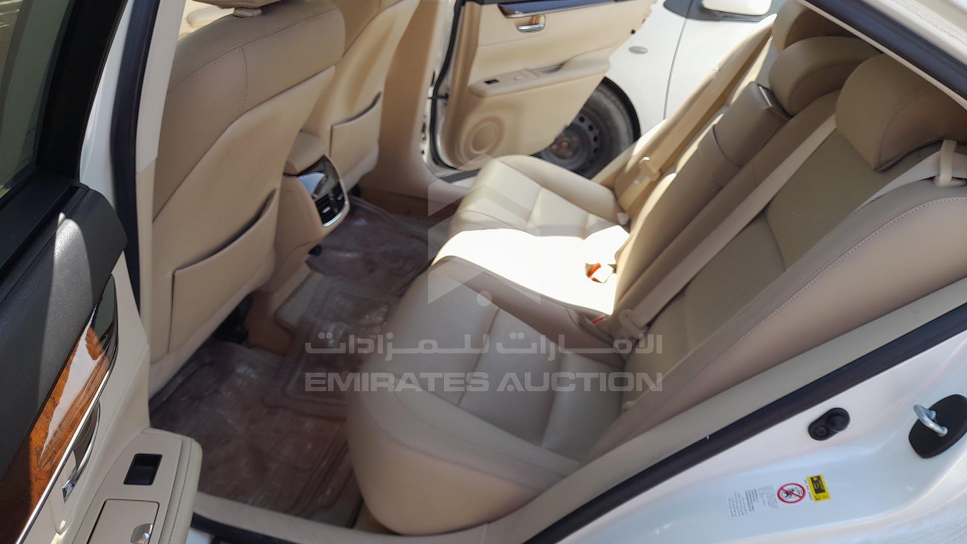 2015 LEXUS ES 350 VIN: JTHBK1GG5F2159734