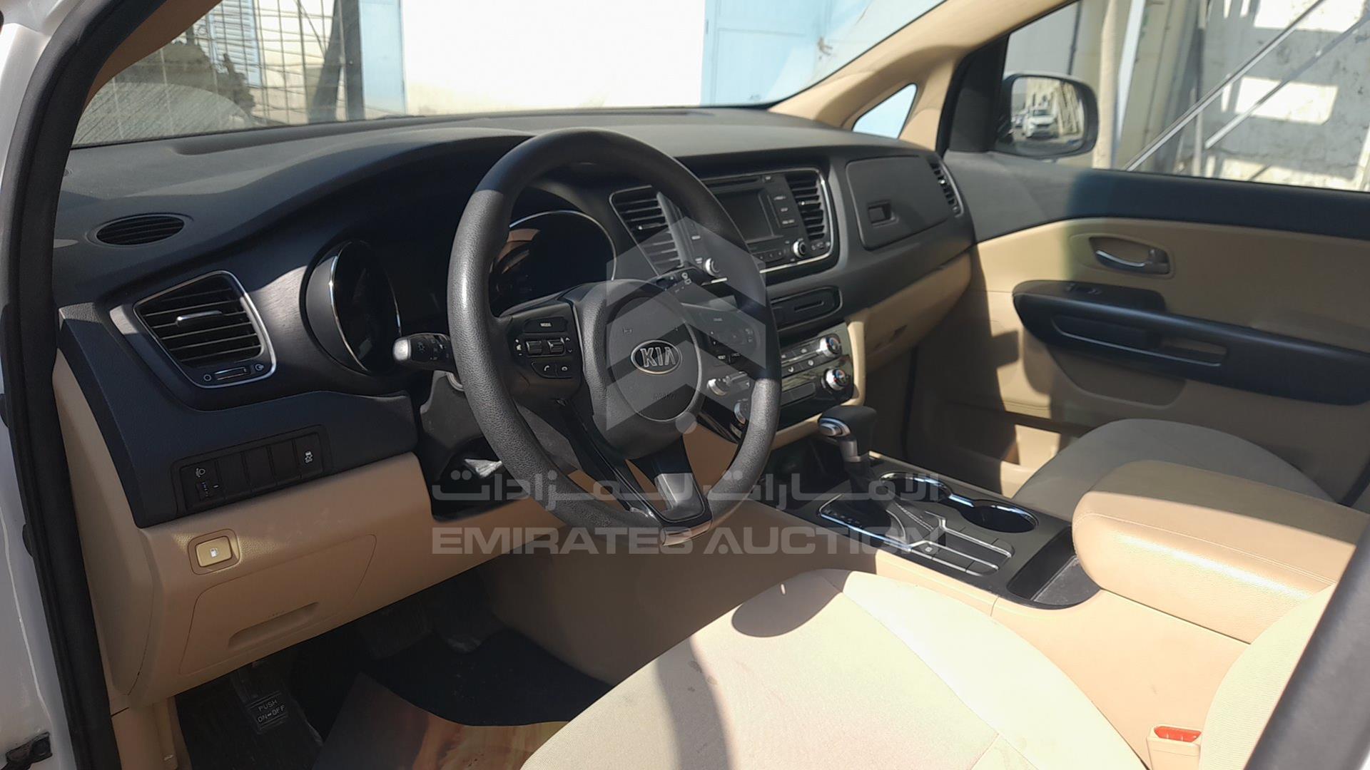 2020 KIA CARNIVAL VIN: KNAMB8126L6645485
