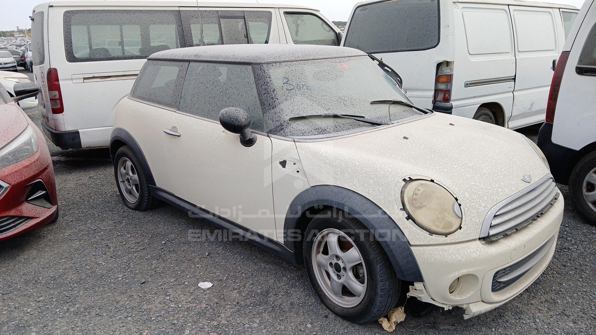 2012 MINI COOPER VIN: WMWSU310XCT205189
