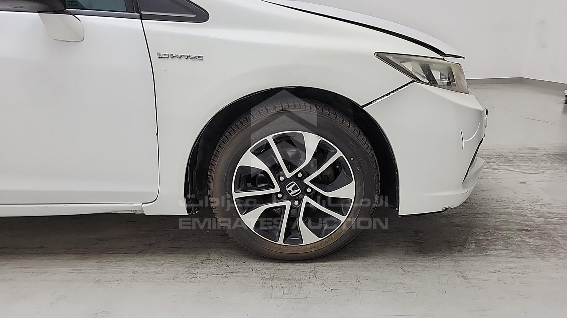 2014 HONDA CIVIC VIN: 19XFB2647EE900757