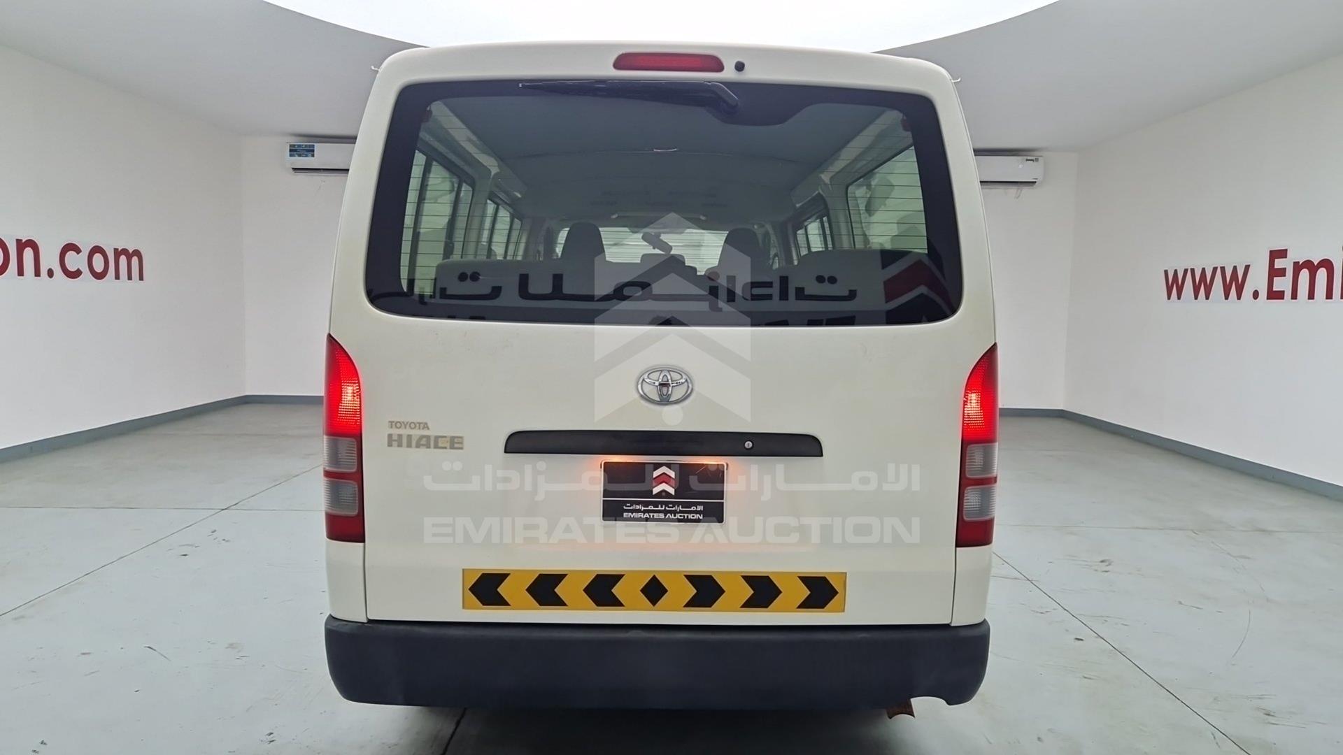 2011 TOYOTA HIACE VIN: JTGJX02P3B0039391