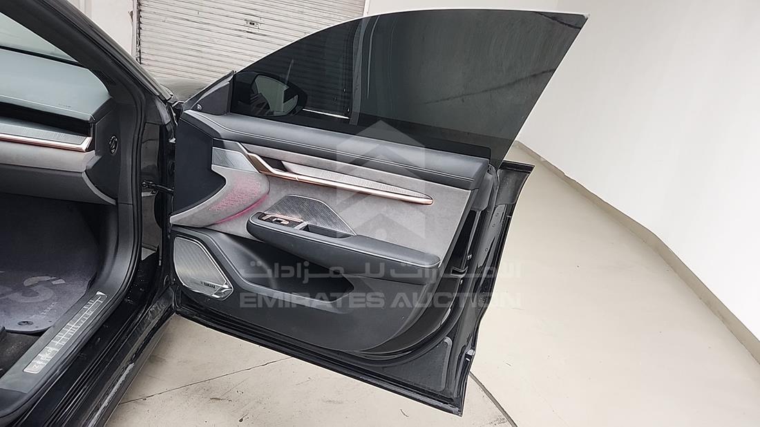 2024 Zeekr 001 — Front Right Door — Photo 28