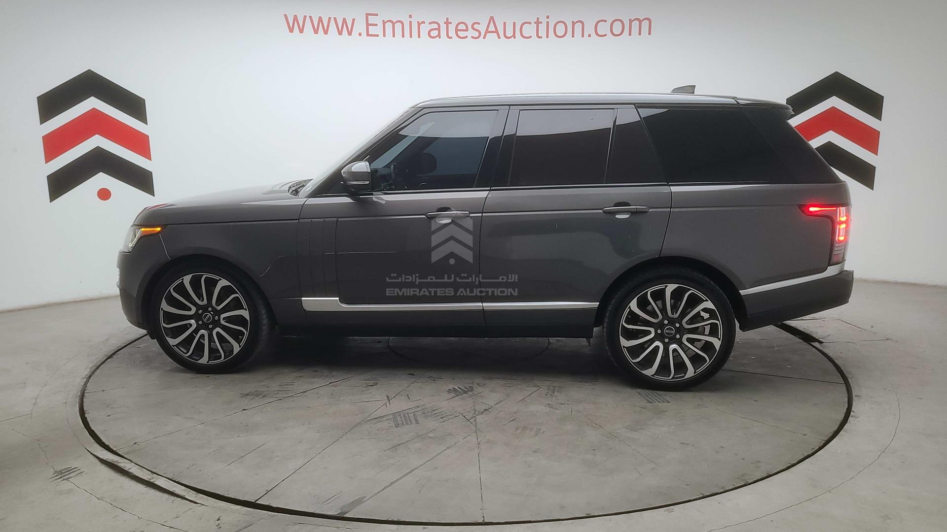 2017 RANGE ROVER VOGUE VIN: SALGS2FEXHA321274
