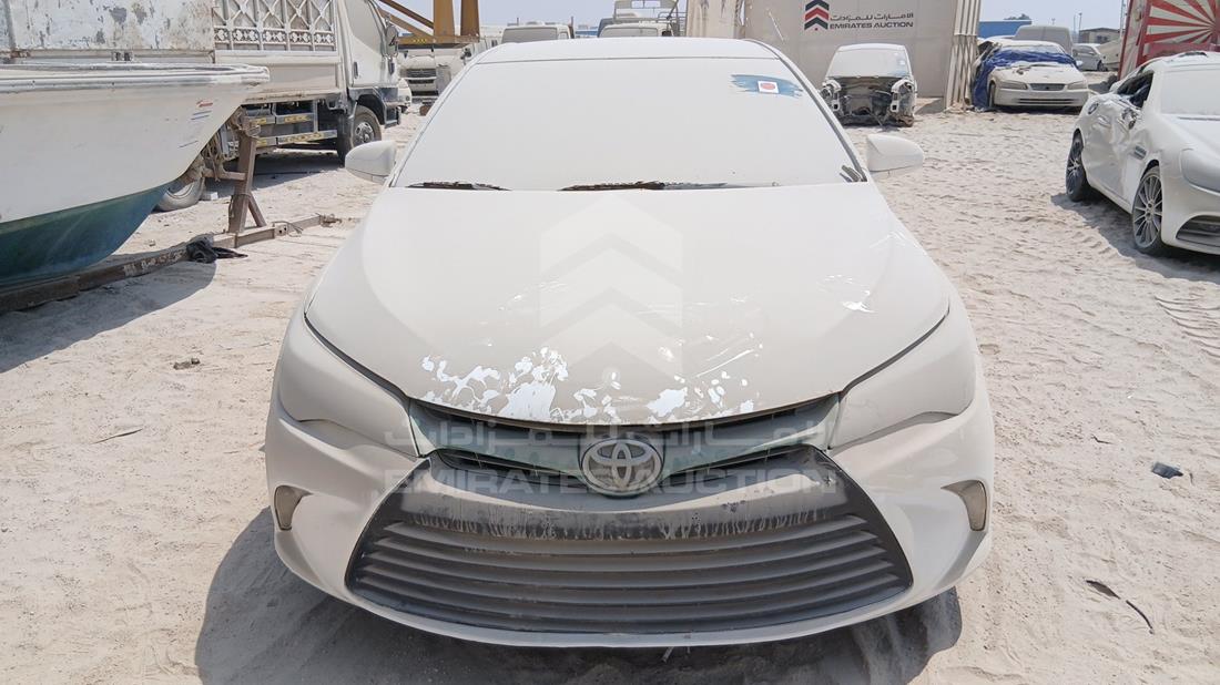 2016 Toyota Camry — Full Front View — Photo 1