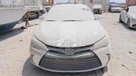 2016 Toyota Camry — Full Front View — Photo 1 — Thumbnail