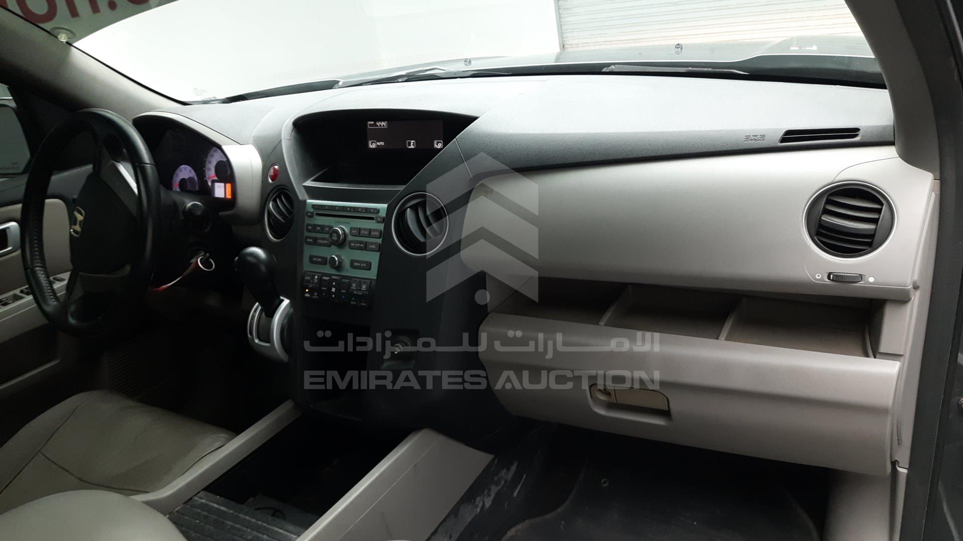 2011 HONDA PILOT VIN: 5FNYF4856BB701140