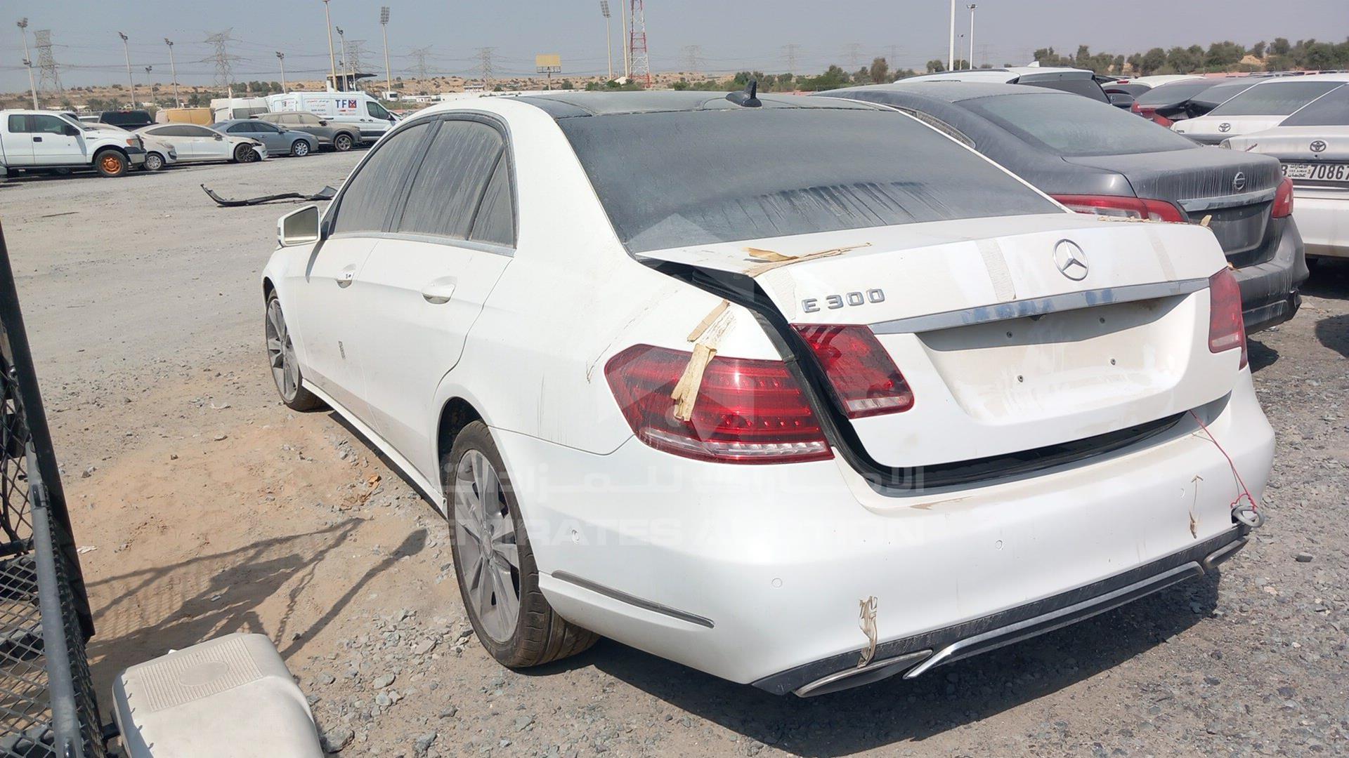 2014 MERCEDES E 300 VIN: WDDHF5FBXEA925996
