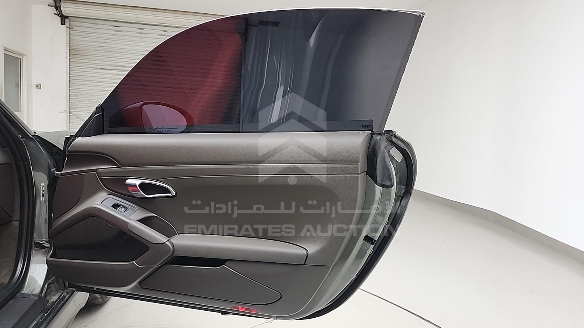 2024 PORSCHE CAYMAN VIN: WP0AA2A82RK255445