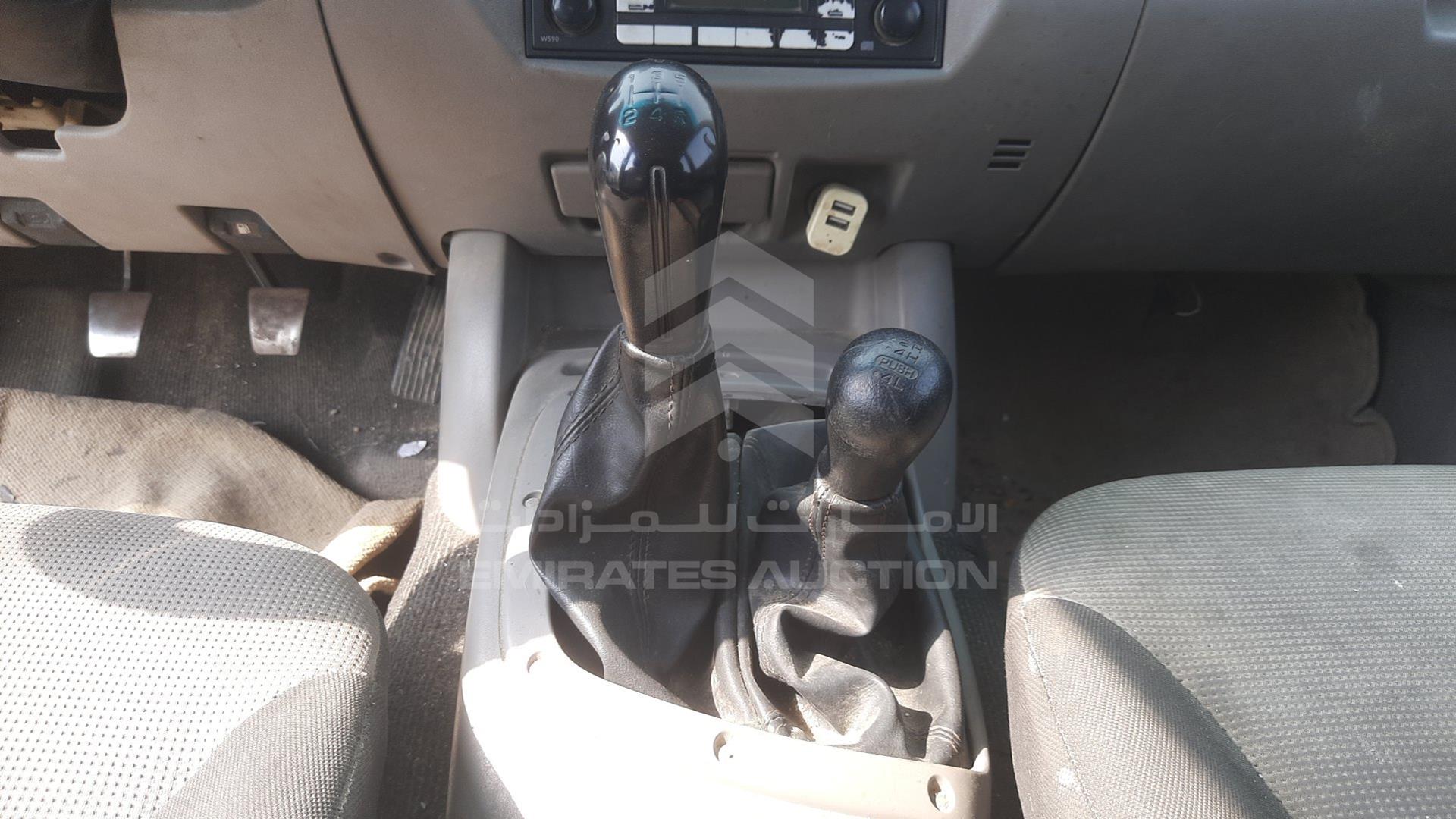 2011 MITSUBISHI PICK UP VIN: MMBJNKB50BD034323