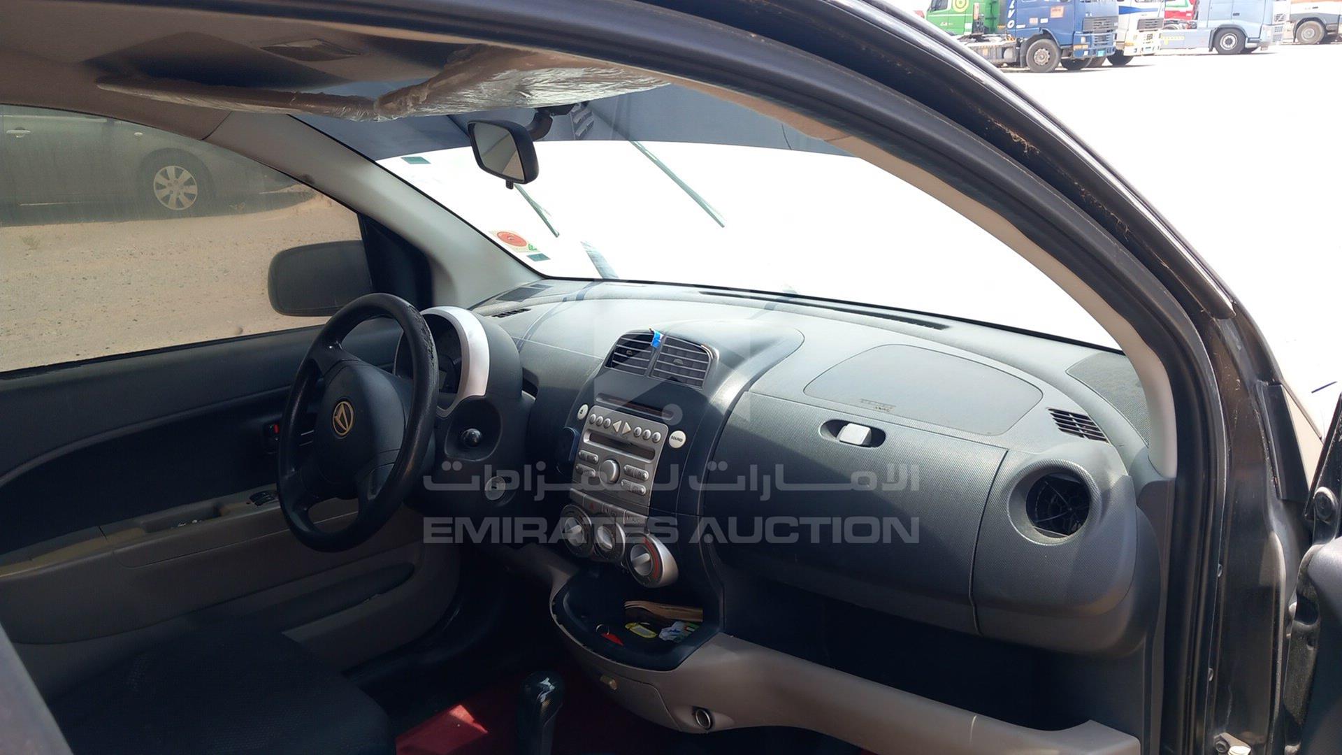 2005 DAIHATSU SIRION VIN: JD1GM301451007208