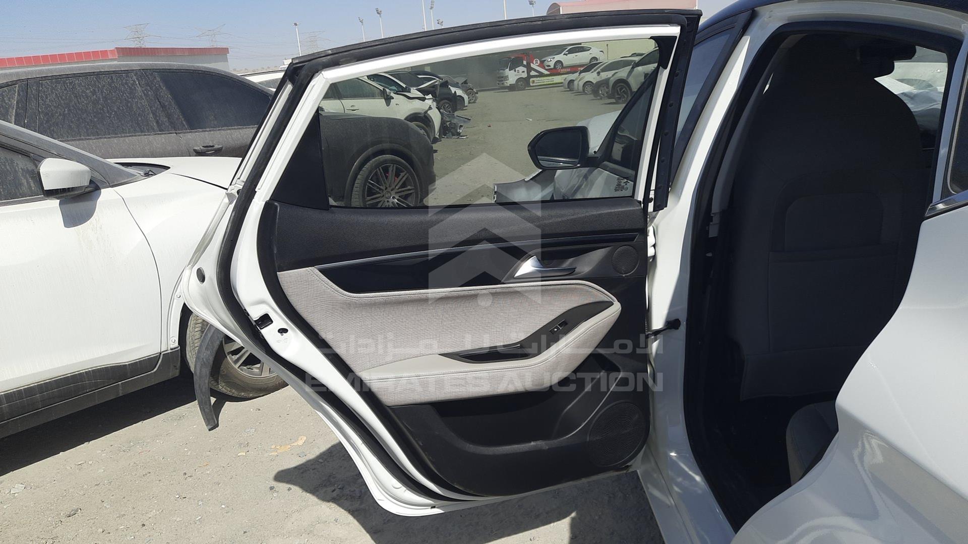 2023 JAC J7 VIN: LJ12FKT36P4017120